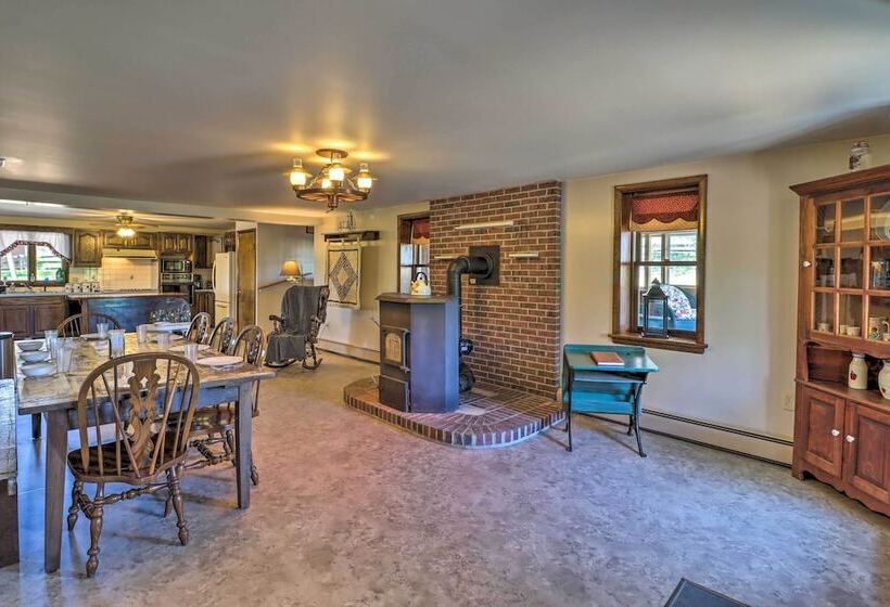 Lovely Mifflinburg Farmhouse   Multiple Decks