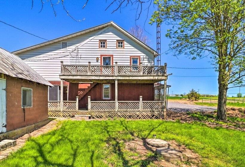 Lovely Mifflinburg Farmhouse   Multiple Decks