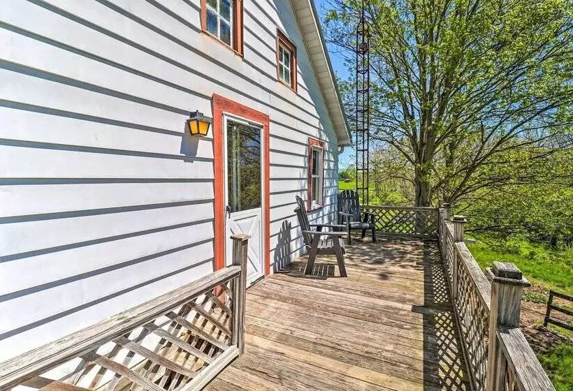 Lovely Mifflinburg Farmhouse   Multiple Decks