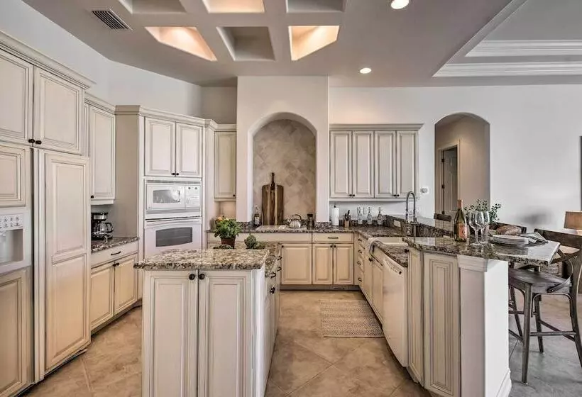 Luxury Island Oasis W/ Pool & Dock, 1 Mi To Beach!