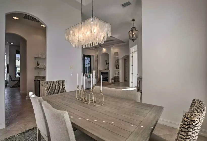 Luxury Island Oasis W/ Pool & Dock, 1 Mi To Beach!