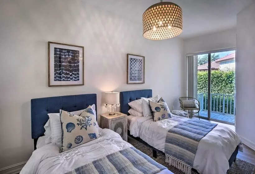 Luxury Island Oasis W/ Pool & Dock, 1 Mi To Beach!