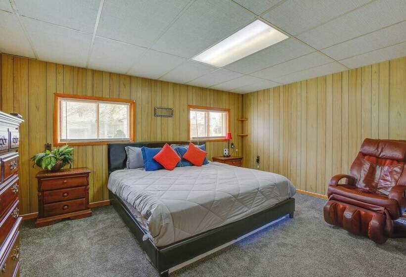 Manton Cottage ~ 34 Mi To Traverse City!