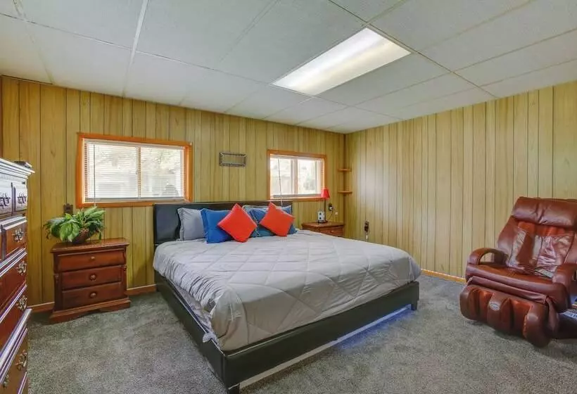 Manton Cottage ~ 34 Mi To Traverse City!