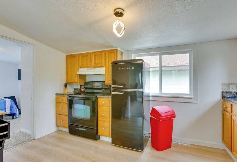 Manton Cottage ~ 34 Mi To Traverse City!