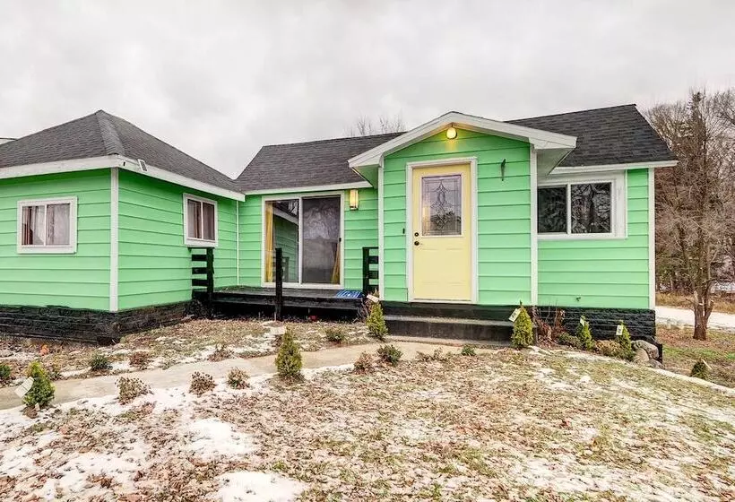 Manton Cottage ~ 34 Mi To Traverse City!