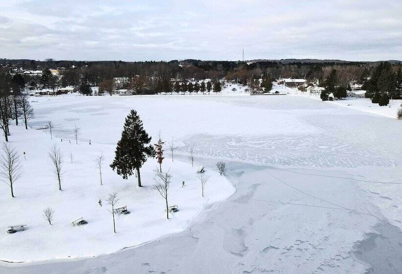 Manton Cottage ~ 34 Mi To Traverse City!