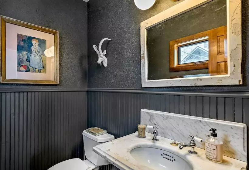 Whistle Pig  A Downtown Escape In Breckenridge