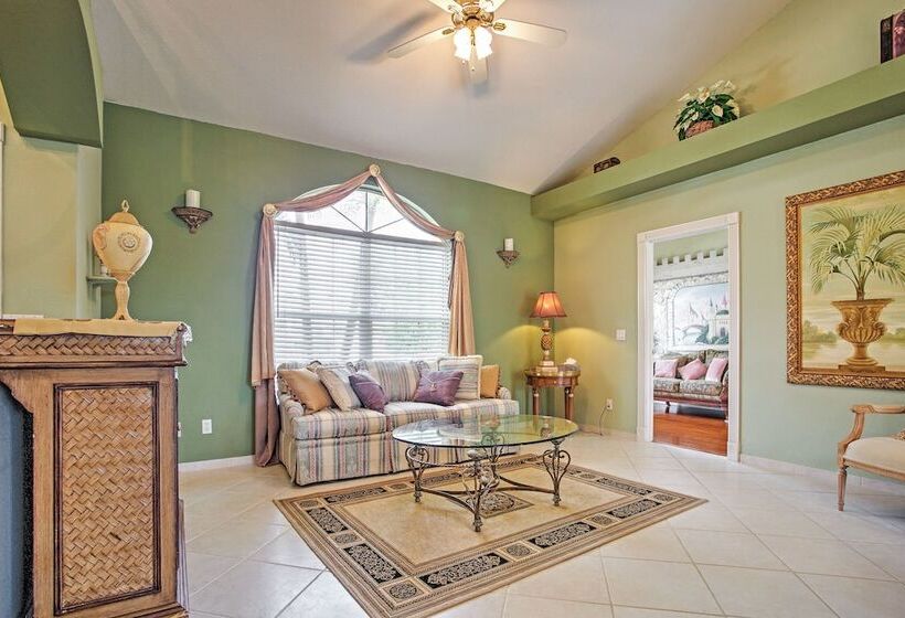 Naples Home W/ Pool, Extended Stays Welcome!