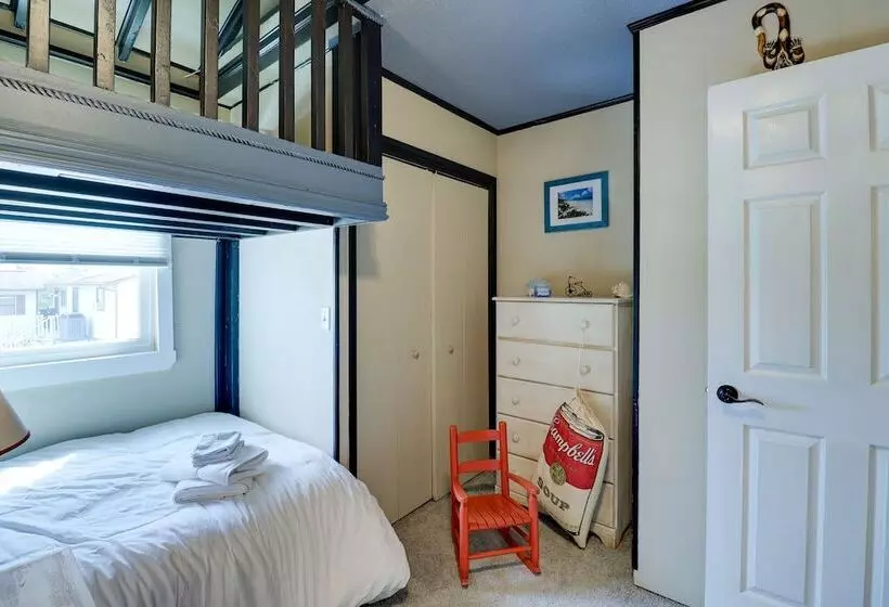 Oceanfront Milford Home W/ View & Boat Access