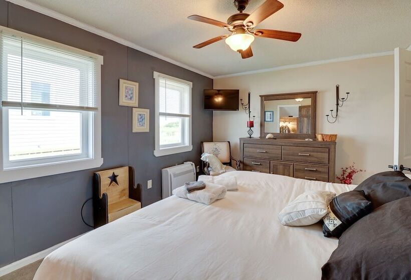 Oceanfront Milford Home W/ View & Boat Access