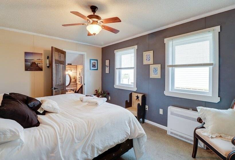 Oceanfront Milford Home W/ View & Boat Access