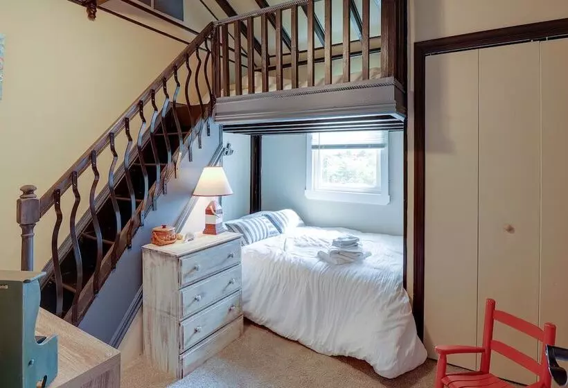 Oceanfront Milford Home W/ View & Boat Access