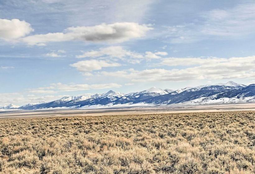 Peaceful Retreat On 1 Acre W/ Panoramic Mtn Views!