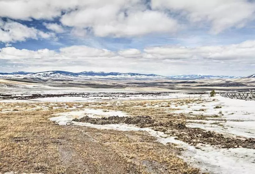 Peaceful Retreat On 1 Acre W/ Panoramic Mtn Views!