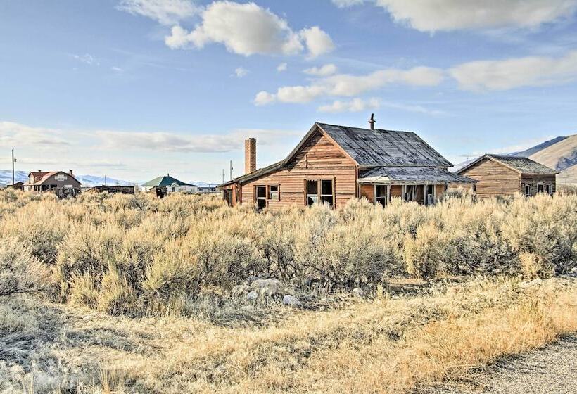 Peaceful Retreat On 1 Acre W/ Panoramic Mtn Views!