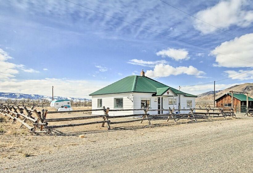 Peaceful Retreat On 1 Acre W/ Panoramic Mtn Views!