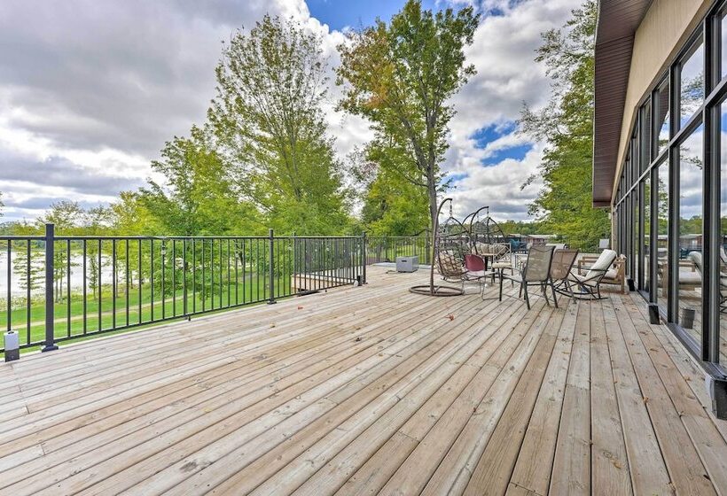 Pet Friendly Cassopolis Escape W/ Lake Access