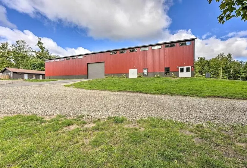 Pet Friendly Cassopolis Escape W/ Lake Access