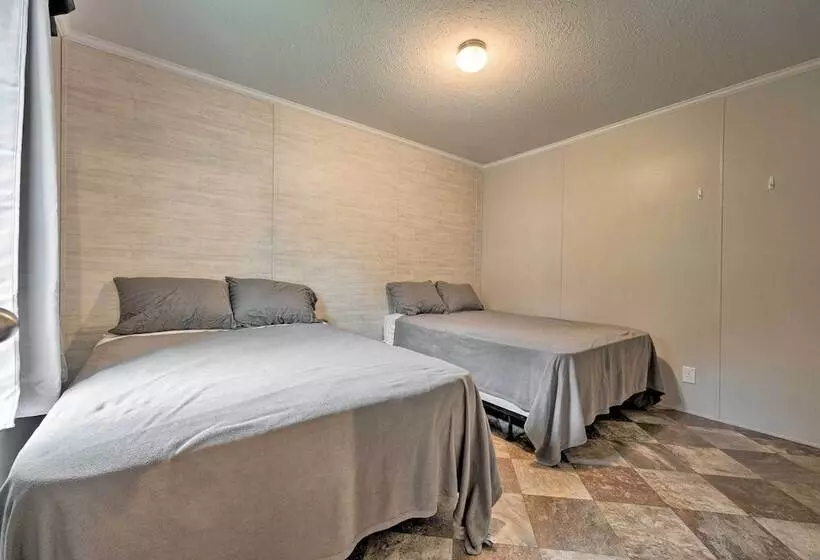 Pet Friendly Cassopolis Escape W/ Lake Access