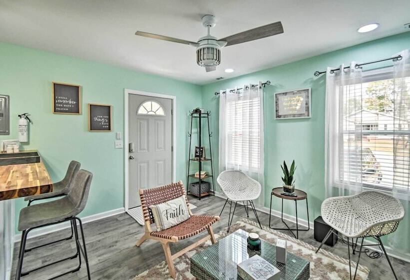 Pet Friendly Fayetteville Vacation Rental!