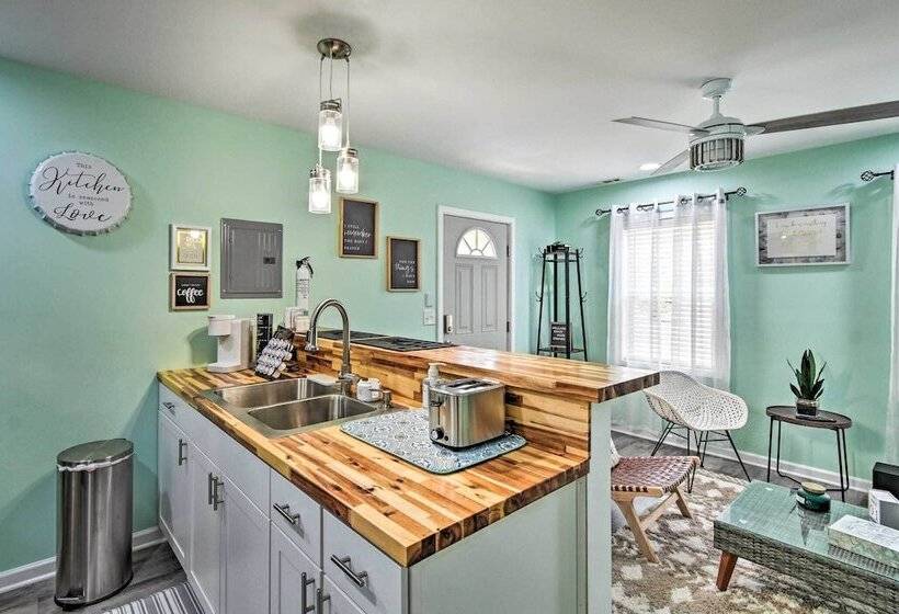 Pet Friendly Fayetteville Vacation Rental!