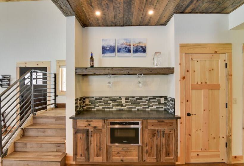 Riverfront Home W/ Bbq: 2 Mi To Downtown Gunnison!