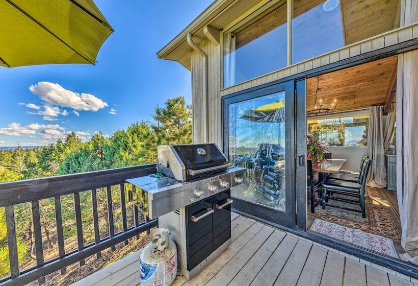 Serene Alto Cabin W/ Mountain Views & Fire Pit!