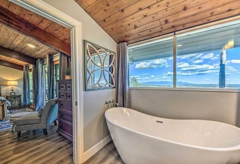 Serene Alto Cabin W/ Mountain Views & Fire Pit!