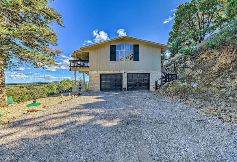 Serene Alto Cabin W/ Mountain Views & Fire Pit!