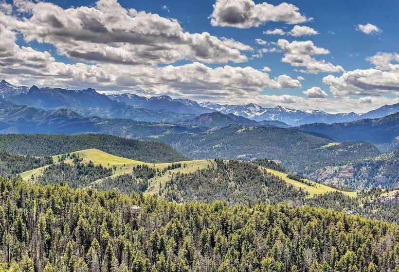 Snowflake Cabin    Mins To Cody & Red Lodge!