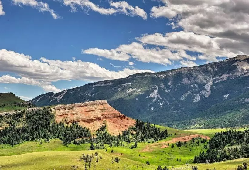 Snowflake Cabin    Mins To Cody & Red Lodge!