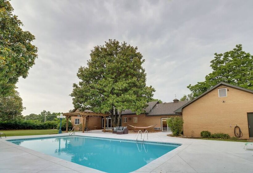 7 Mi To Lake Eucha: Home W/ Game Room In Jay!