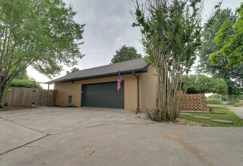 7 Mi To Lake Eucha: Home W/ Game Room In Jay!