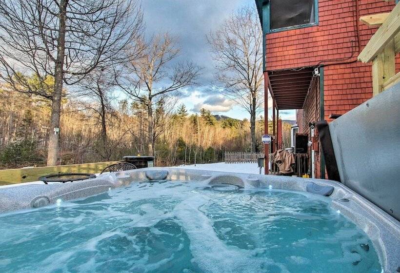 White Mountains Home W/ Hot Tub   Walk To Town!