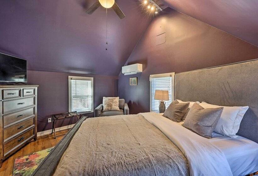 Walk To Dtwn: Historic Home In Eureka Springs