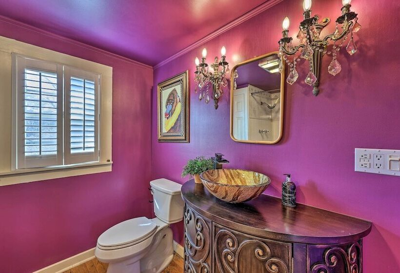 Walk To Dtwn: Historic Home In Eureka Springs