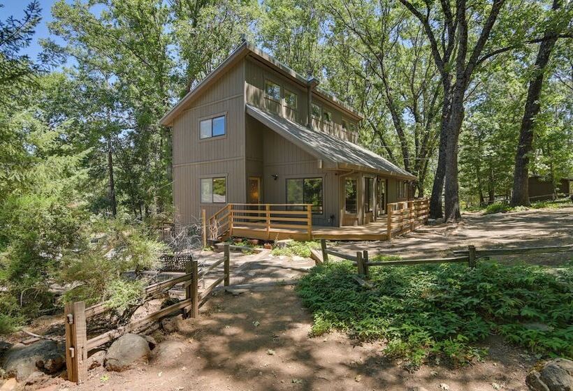 Welcoming Cole Ridge Chalet In Kelseyville!