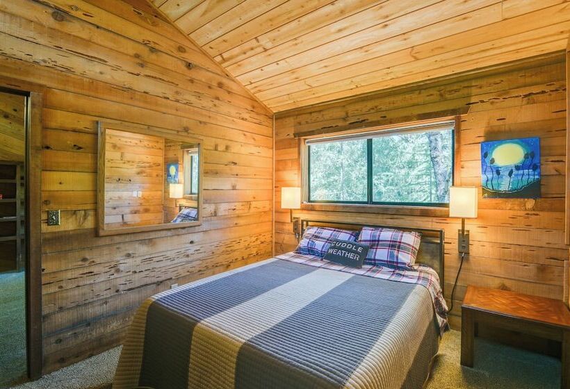 Welcoming Cole Ridge Chalet In Kelseyville!