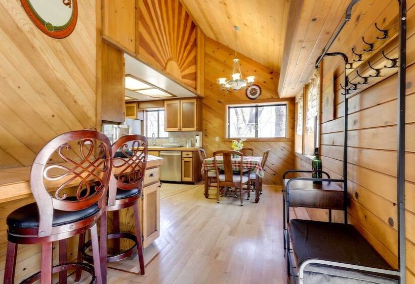 Welcoming Cole Ridge Chalet In Kelseyville!