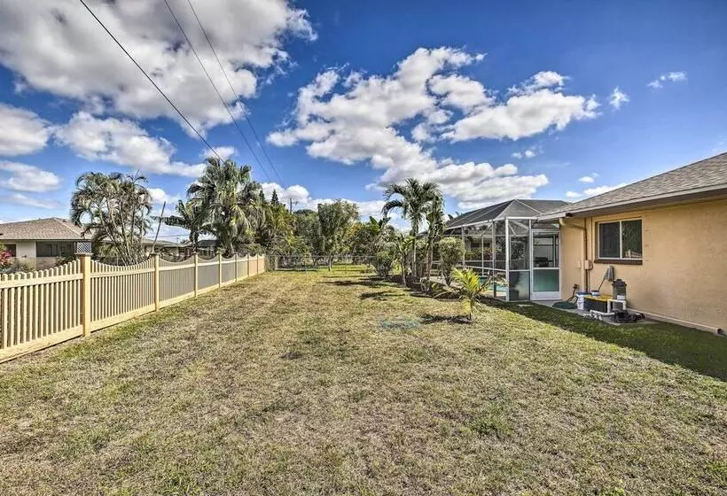 Breezy Cape Coral Oasis, Covered Lanai & Bbq