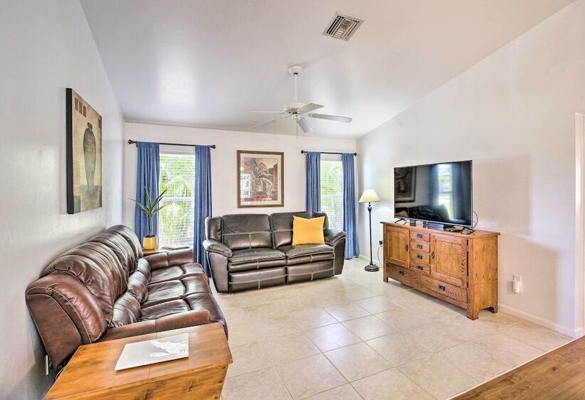 Breezy Cape Coral Oasis, Covered Lanai & Bbq