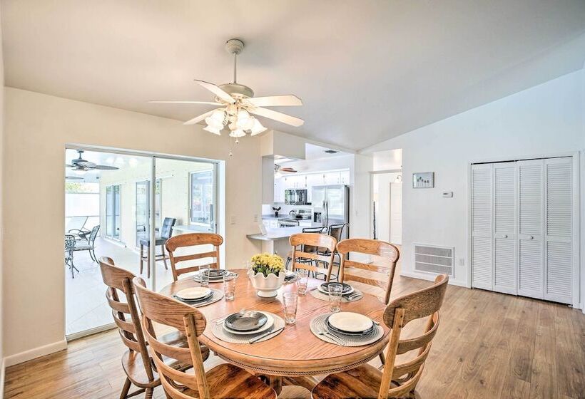 Breezy Cape Coral Oasis, Covered Lanai & Bbq