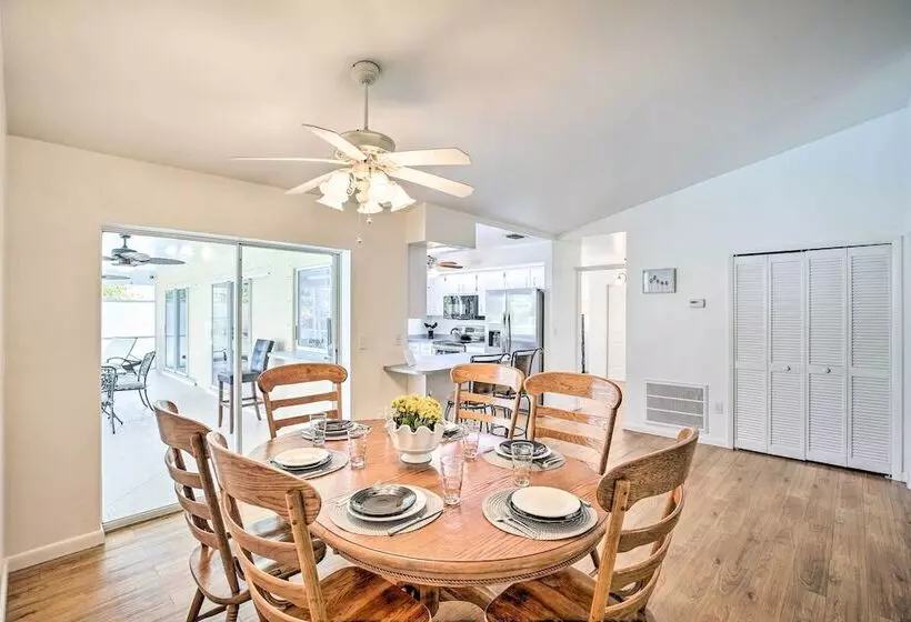 Breezy Cape Coral Oasis, Covered Lanai & Bbq