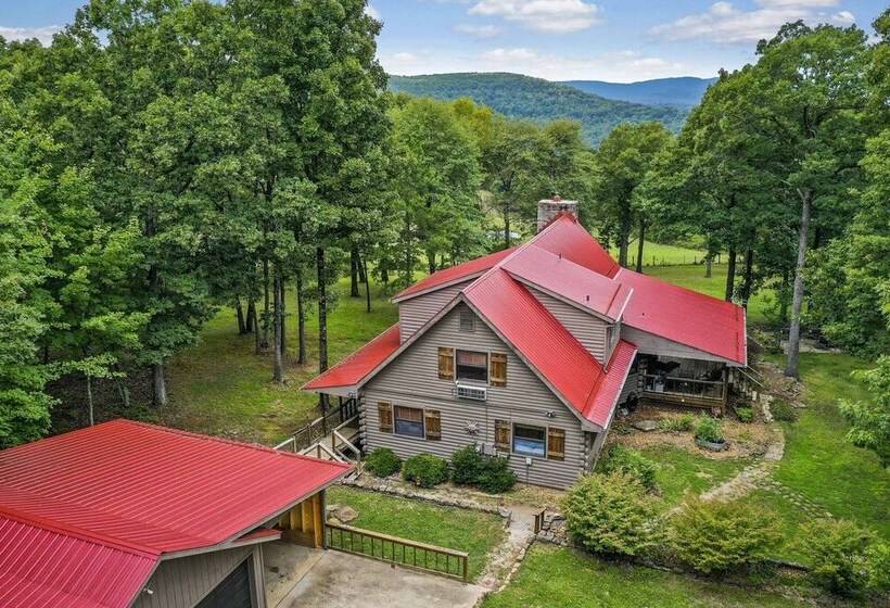 Charming Cabin W/ Hot Tub, Fire Pit & Views!