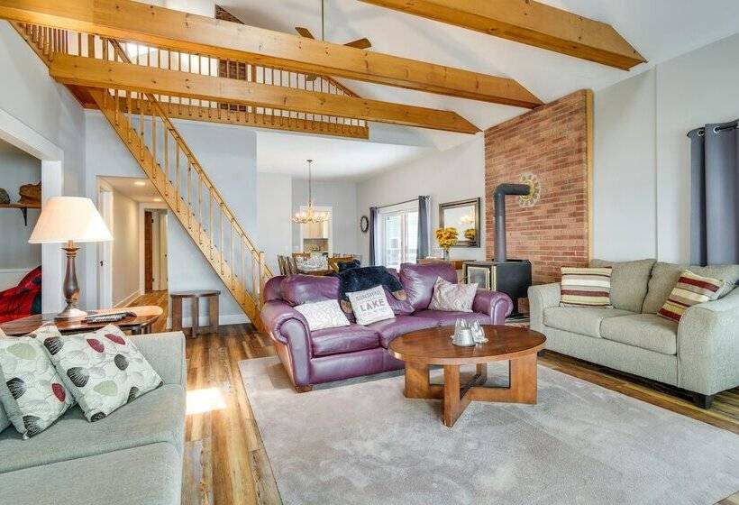 Waterfront Getaway On Sodus Bay: Prime Location!