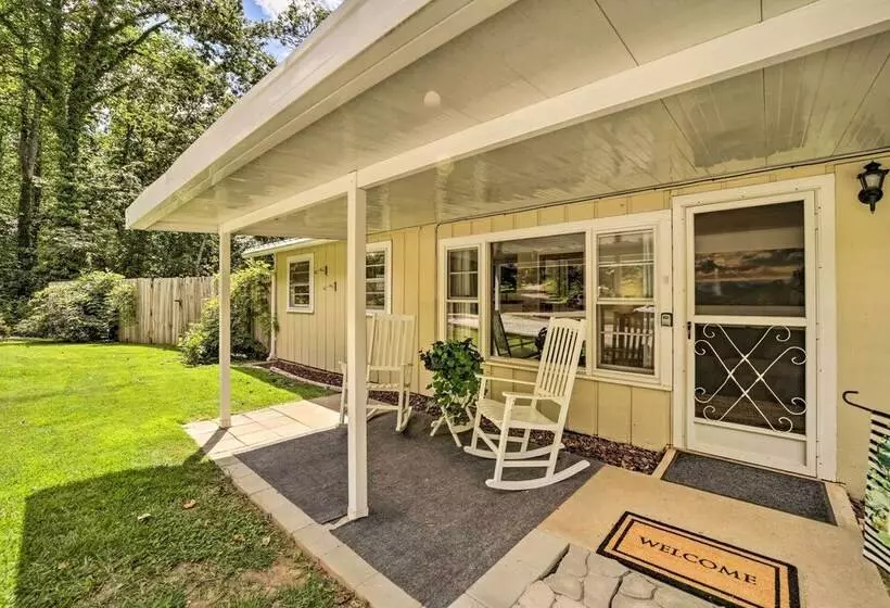 Cozy Franklin Cottage W/ Waterfront Views!