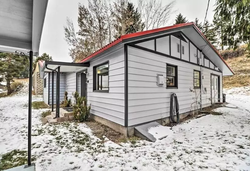 Downtown Bigfork Home W/ Fire Pit, Walk To Harbor!
