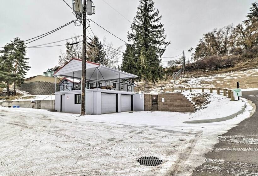 Downtown Bigfork Home W/ Fire Pit, Walk To Harbor!