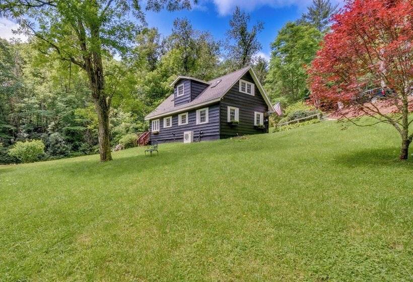 Enchanting Highlands Cottage W/ Pond & Waterfall